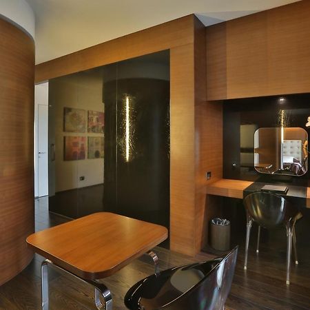 פורדנונה Palace Hotel Moderno מראה חיצוני תמונה