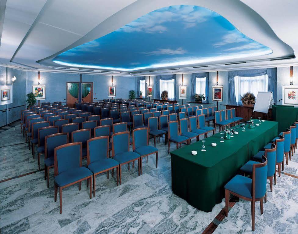 פורדנונה Palace Hotel Moderno מראה חיצוני תמונה