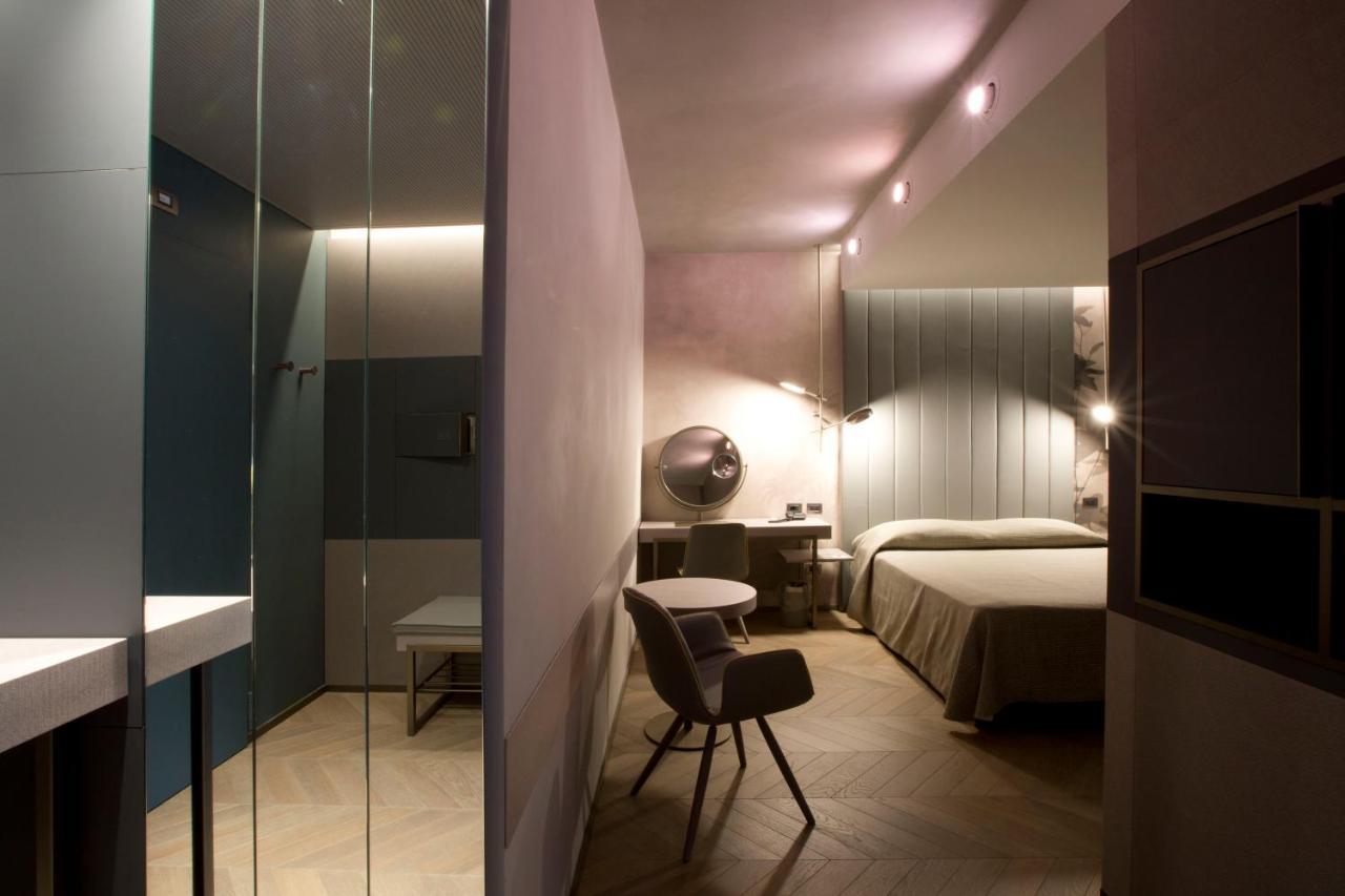 פורדנונה Palace Hotel Moderno מראה חיצוני תמונה