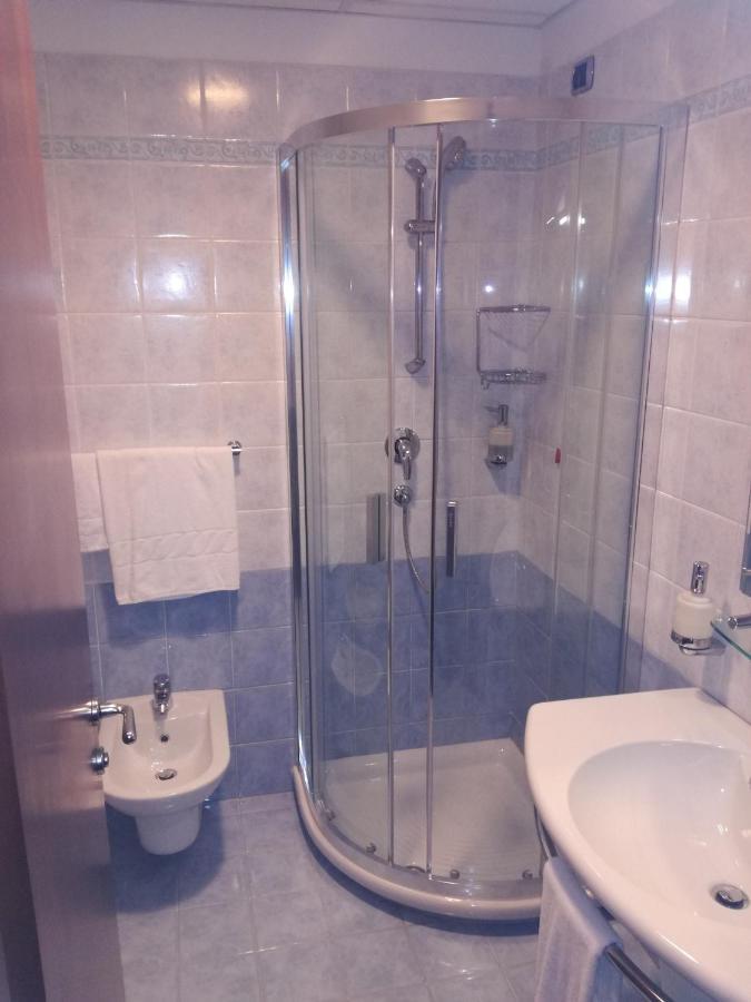 פורדנונה Palace Hotel Moderno מראה חיצוני תמונה