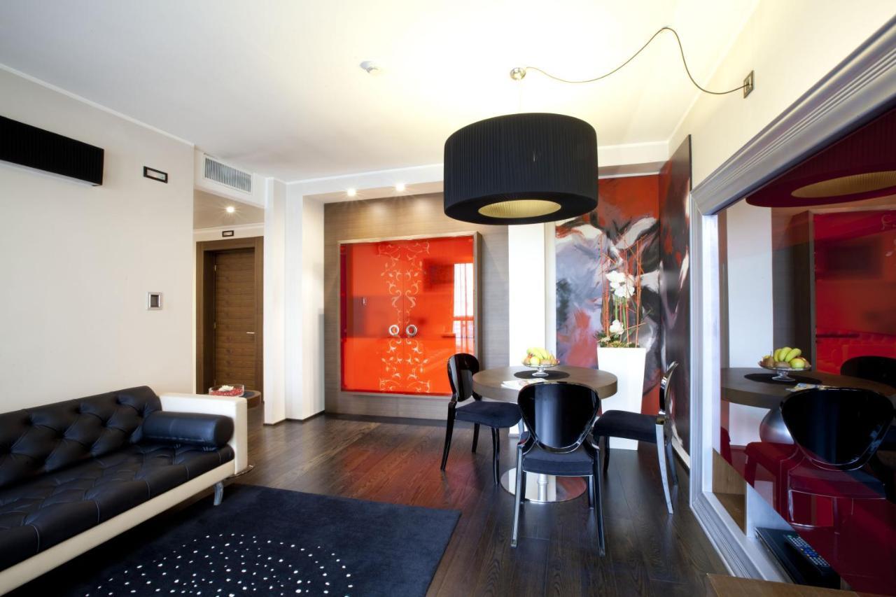 פורדנונה Palace Hotel Moderno מראה חיצוני תמונה