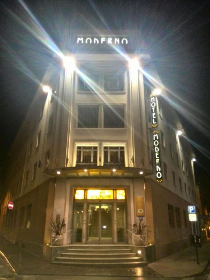פורדנונה Palace Hotel Moderno מראה חיצוני תמונה